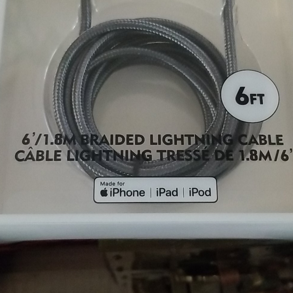 iPhone/iPad/iPod USB Cable - Picture 5 of 11